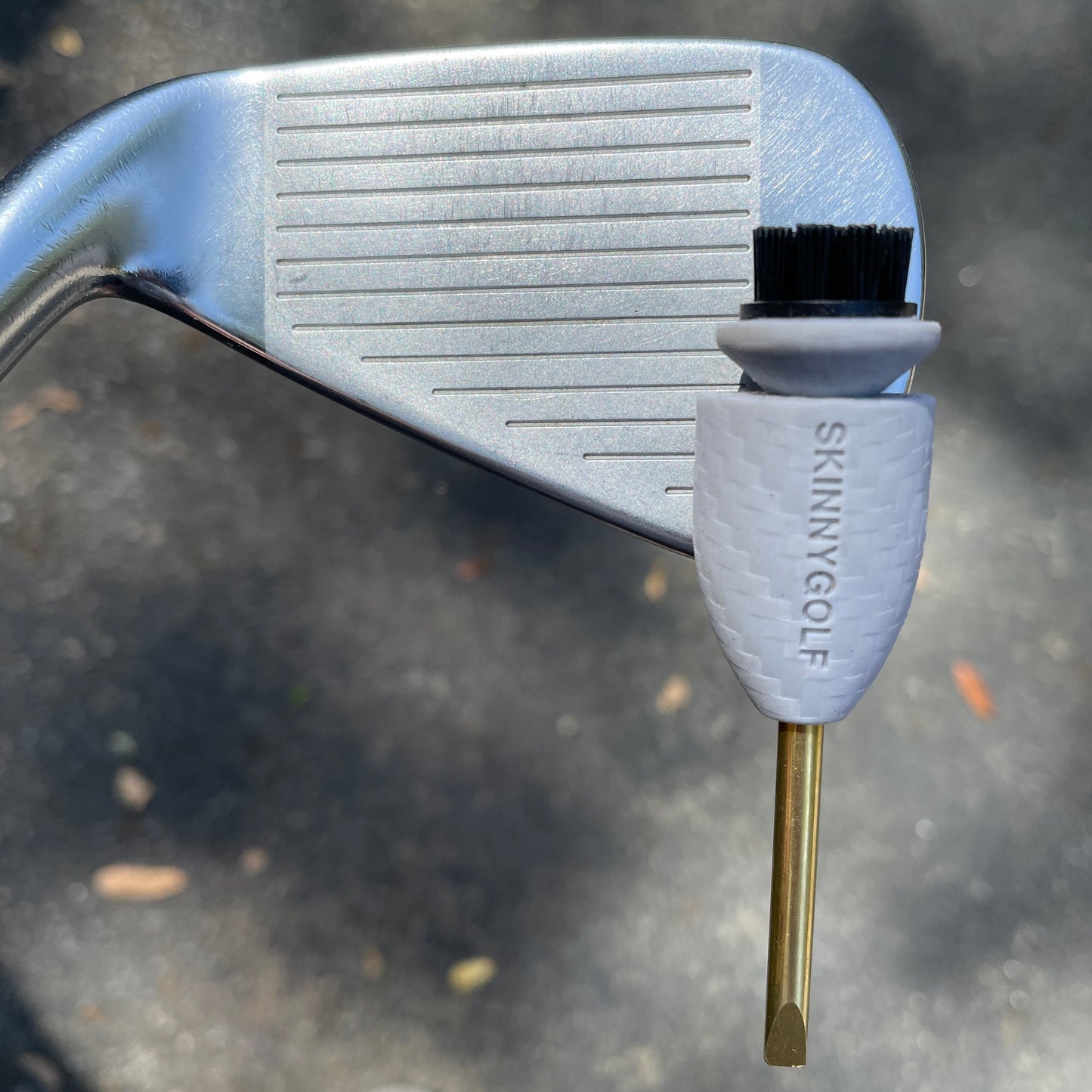 Skinny Golf | Pocket Caddie Club Face | Groove Cleaning Brush